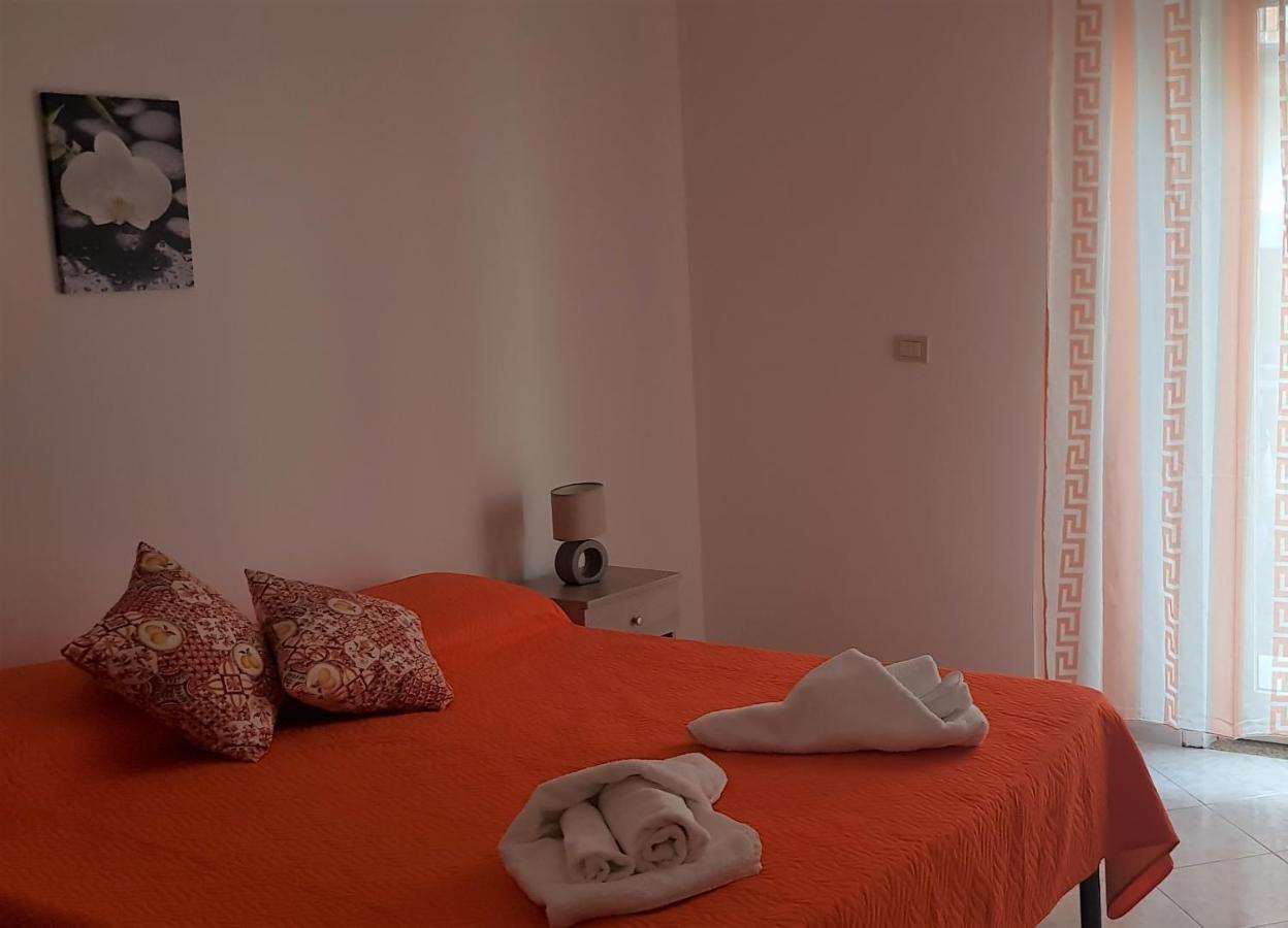 B&B La Costa Di Naxos Giardini Naxos Luaran gambar