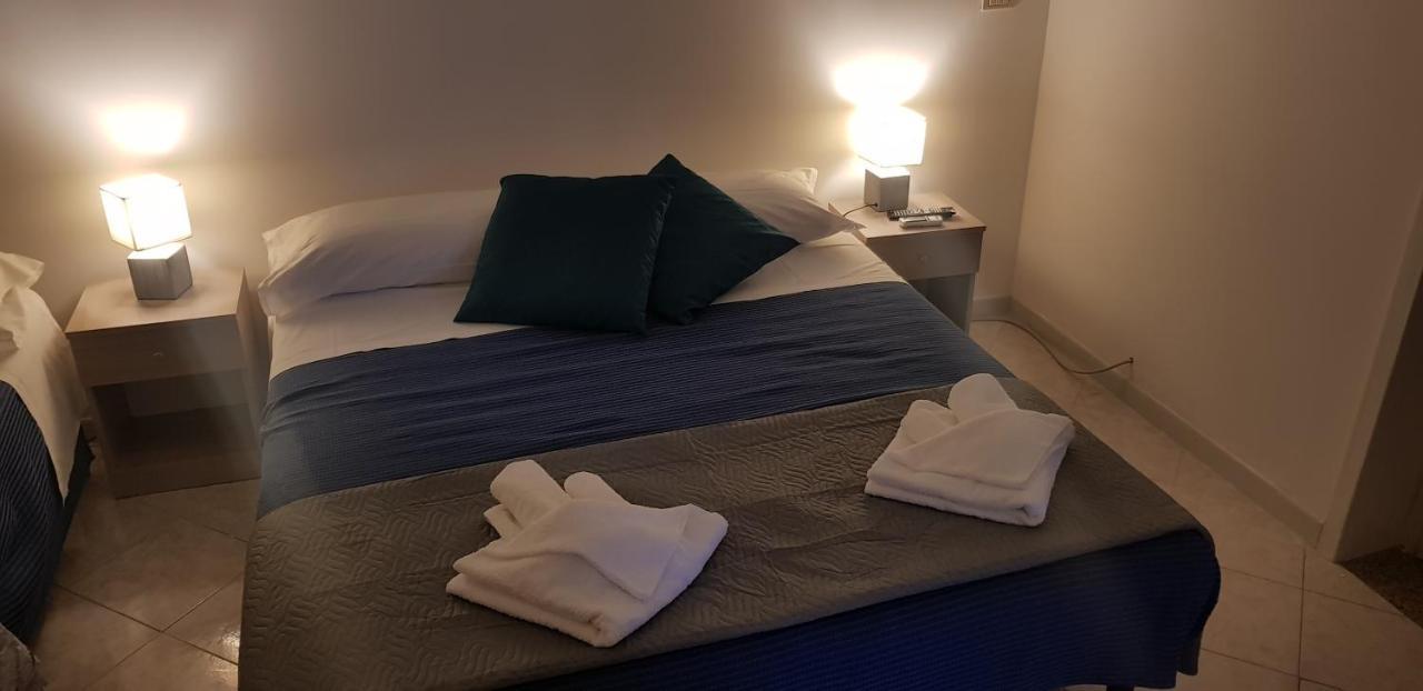 B&B La Costa Di Naxos Giardini Naxos Luaran gambar